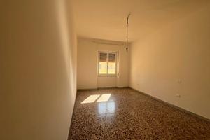 Ampio trivano con ascensore