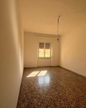 Ampio trivano con ascensore