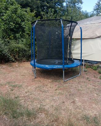 trampolino