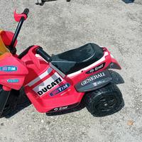 Moto elettrica peg-perego desmosedici rider 