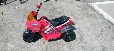 Moto elettrica peg-perego desmosedici rider 