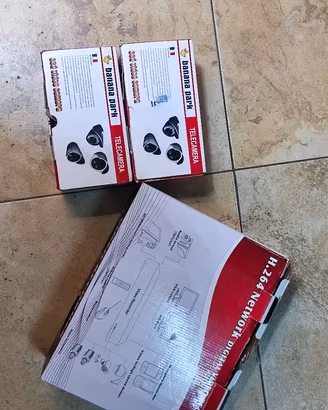 kit di videosorveglianza  