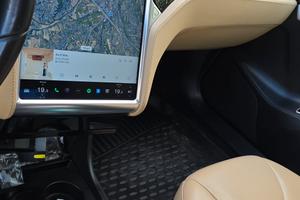 Tesla model s 85 2014 
