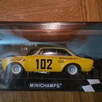 alfa romeo gtam minichamps  1:18