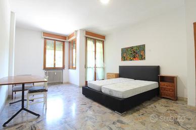 3 LOCALI A REGGIO NELL'EMILIA