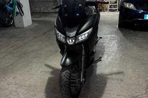 Scooter aprilia sxr 50