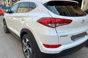 Hyundai TUCSON 2016