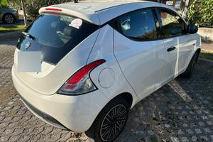 Lancia ypsilon 63000 km platinum S&S