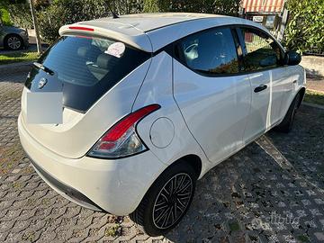 Lancia ypsilon 63000 km platinum S&S