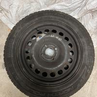 Gomme invernali 185/65 R15 su cerchi in ferro
