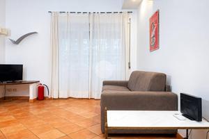 2 LOCALI A ROMA