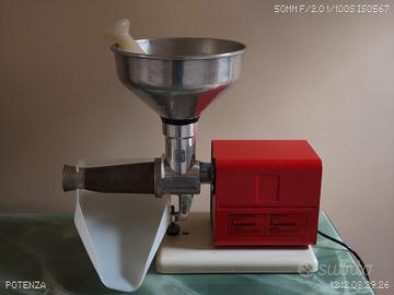 OMRA Professional 4 - passapomoforo 300 kg/ora