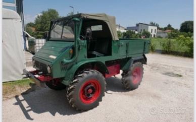 MERCEDES-BENZ UNIMOG 411