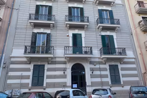 Appartamento piano romano in pieno centro