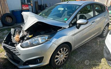 Ford Fiesta  -INCIDENTATA-