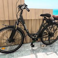 Bici elettrica nilox autonomia 65 km ammortizzata