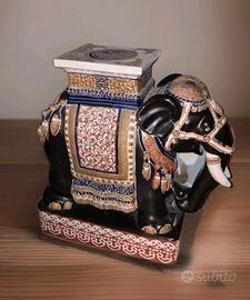 Splendido Tavolino/Elefante indiano in ceramica 