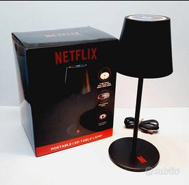 Lampada LED Netflix Stranger Things 