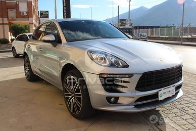 PORSCHE Macan 2.0