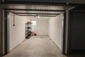 Garage ampio e sicuro