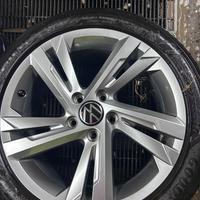 Cerchi originali R17 Volkswagen golf 8 Rline