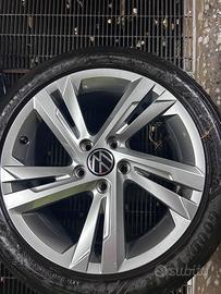 Cerchi originali R17 Volkswagen golf 8 Rline