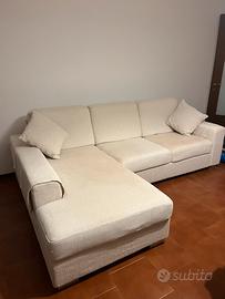 Divano angolare ecrù 2,50 x 1,80 chaise longue