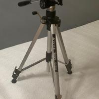 Treppiede per macchina fotografica