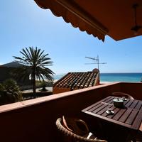 Solanas- Semindipendente con vista mare