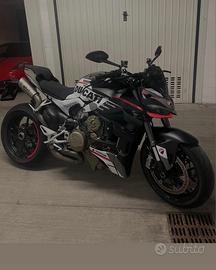 ducati streetfighter v4