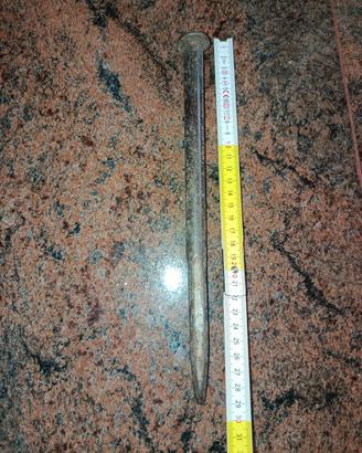 scalpello da muratore a  punta