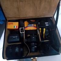 macchina fotografica NICON F 401 S. 