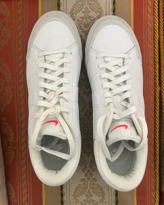 Nike court legacy