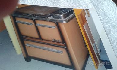 stufa cucina riscaldamento in buone condizioni
