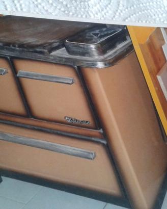 stufa cucina riscaldamento in buone condizioni