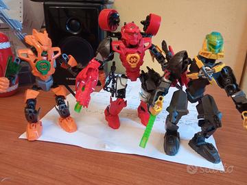 Lotto Lego Hero Factory + numerosi pezzi aggiuntiv