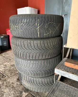 gomme 215/55 r17 NEXEN INVERNALI
