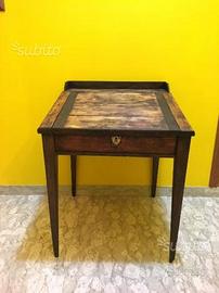 Tavolino da calzolaio antico