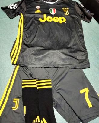 Completo Juventus (2018/19adidas