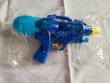 Pistola giocattolo ad acqua 