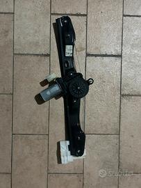 MECCANISMO ALZAVETRO BMW F31