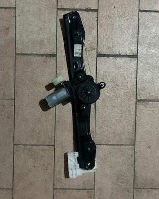 MECCANISMO ALZAVETRO BMW F31