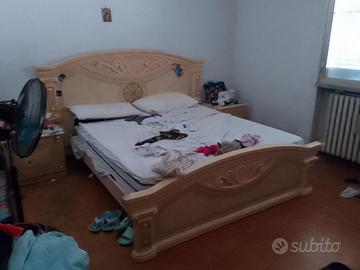 Struttura letto + specchio + 2 comodini