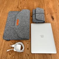 Apple MacBook Air 11”