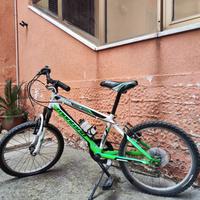 Bici Bambino Montana con 6 marce (mountain-bike)
