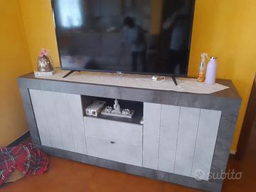 divano ad angolo  100€