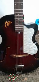 Chitarra semiacustica Eko vintage.