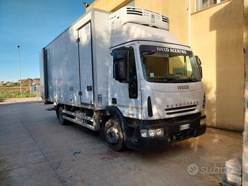 Eurocargo Iveco 120E 18 2009 frigo e sponda15q
