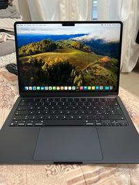 Apple laptop MacBook Air 13" con chip M3 (2024)