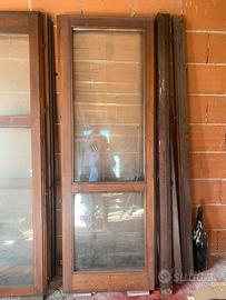 Porta finestre usate in legno